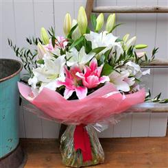 Lovely Lily Bouquet