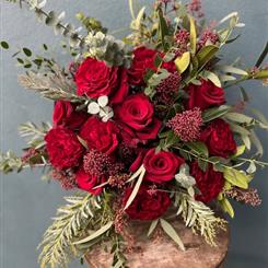    Classic Red Rose Collection - Classic Rustic Dozen