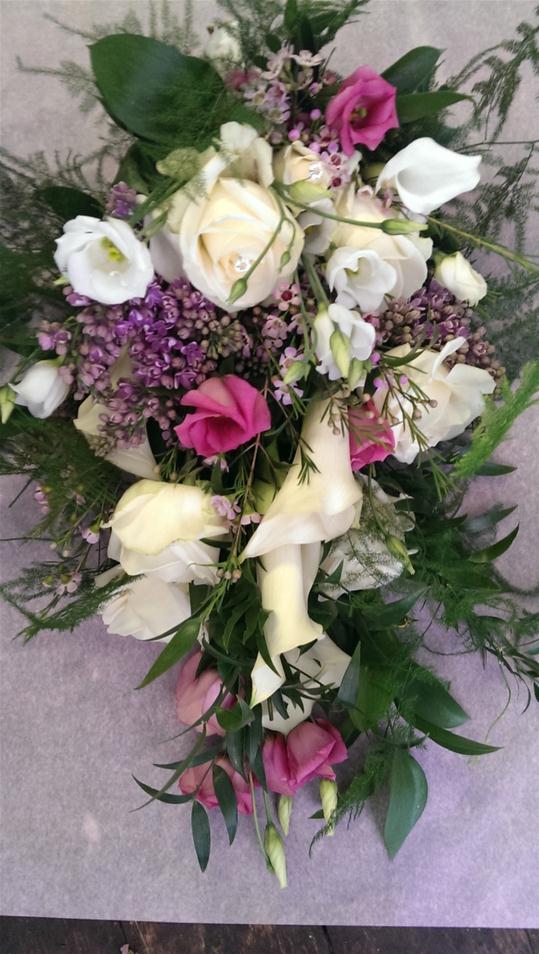 Bridal flowers Brighton, Sussex Ginger Lily Florists 01273 504904